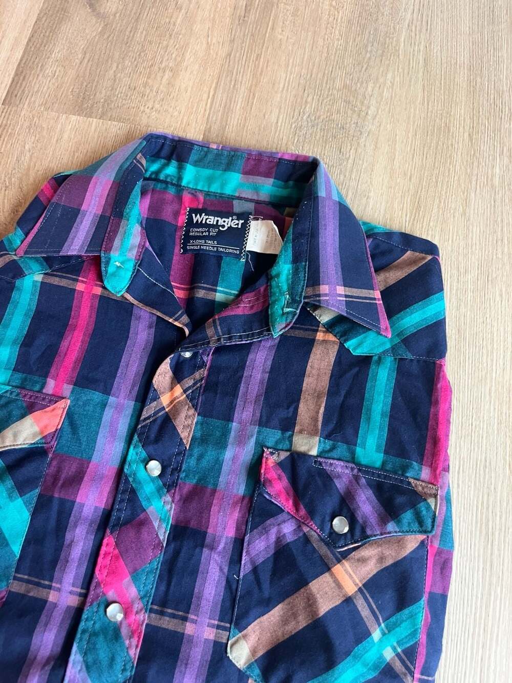 Wrangler,Vintage Made in USA,Cowboy Cut Western Multi Color Plaid Pearl Snap